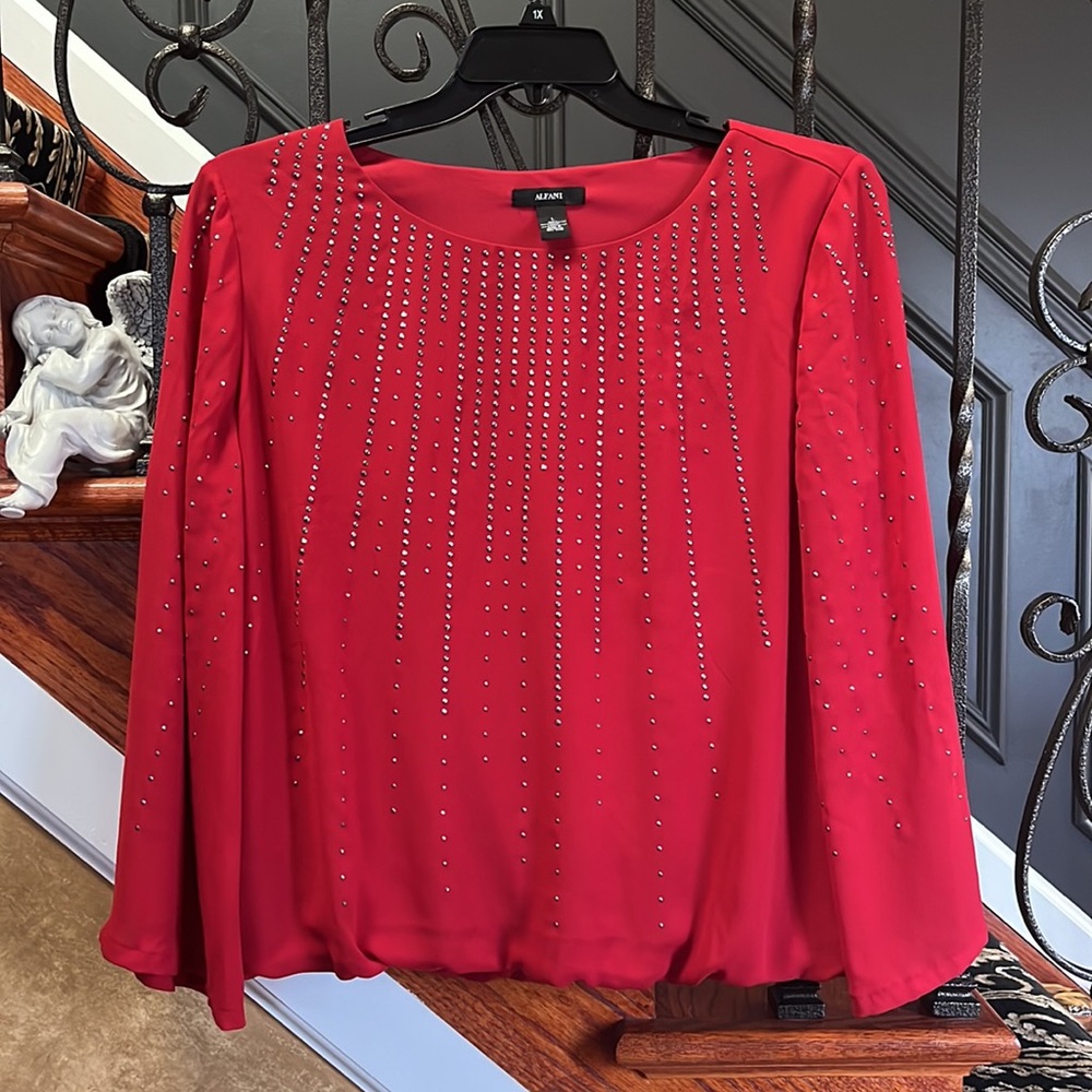 Alfani Women’s Red Bell Sleeve Silver Dripping Studs Balloon Bottom Top Size L